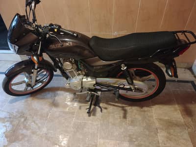 Suzuki 110 for sale . All documents clear . total geni