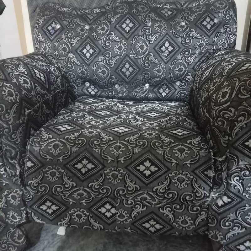 sofa set good condition 2