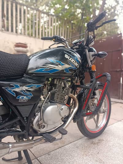 Suzuki GS 150 SE 2023