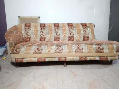 5 Seater Sofa Set for Urgent Sale