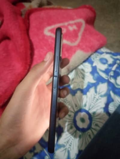 vivo y33T 8+4 ram rom 128 exchange possible with good phone