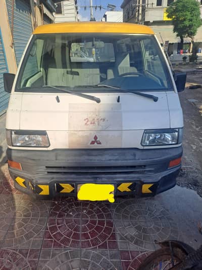 mitsubishi L300 left drive, total genuine and genuine milage