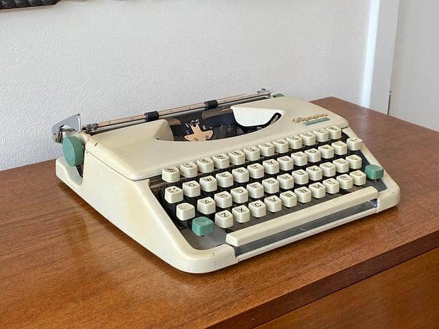 Typewriter 3