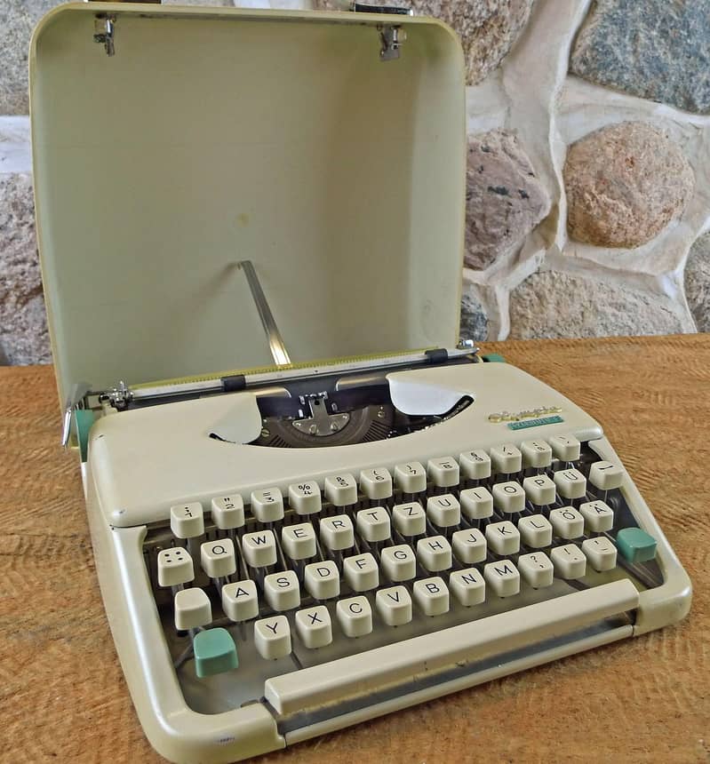 Typewriter 7