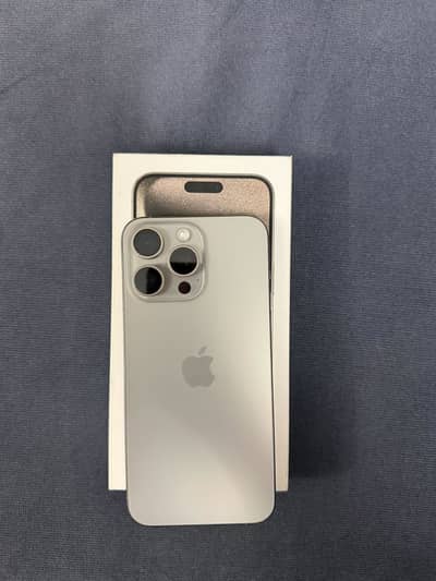 Iphone 15 pro max factory unlock 512gb