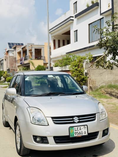 Suzuki swift Dlx 1.3 2017