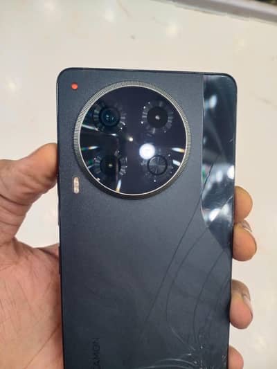 Techno cammon 30 urgent sale