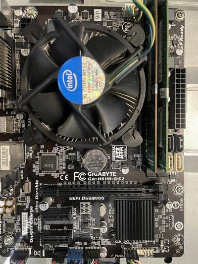 i7 4790k 4.4 GHz. 16gb ram. 120gb ssd