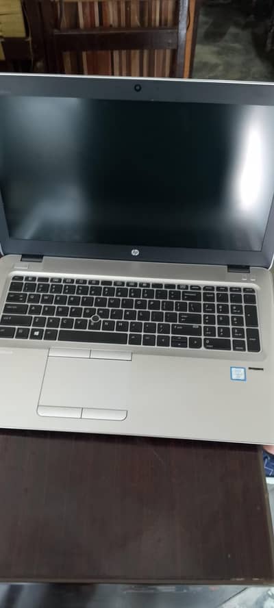 Laptop HP elite book core i7  and 6 generation