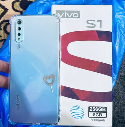 Vivo S1