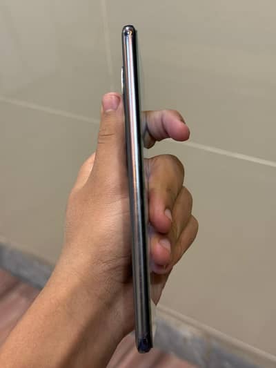 vivo v50 5g Lush condition  10/10  6 month warrenty available