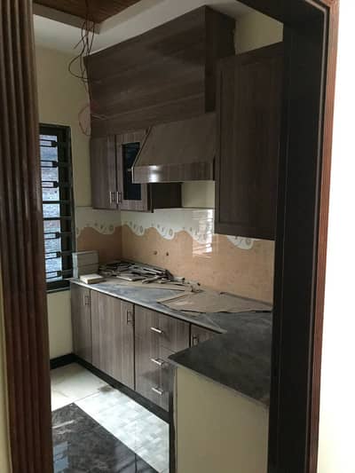 Only for girls sahring flat one room seprate atach bath kitchen