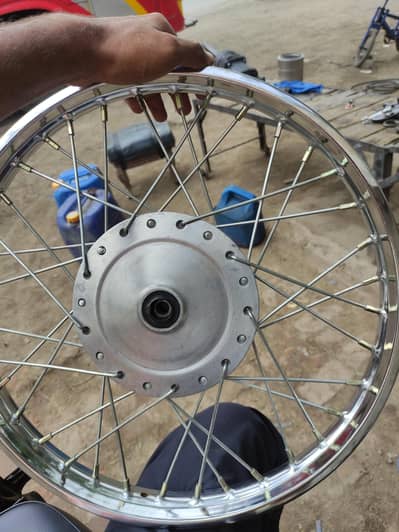 125 2012 model complete rim front or back