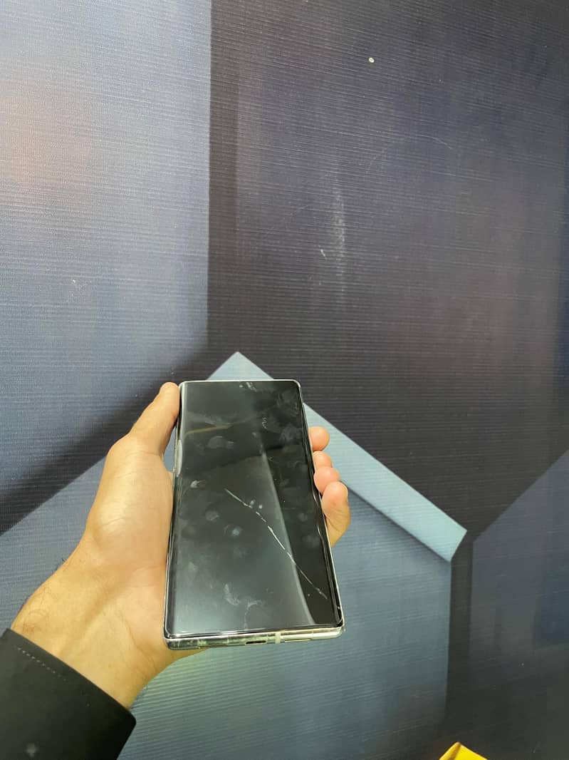 Google Pixel 6 Pro 4