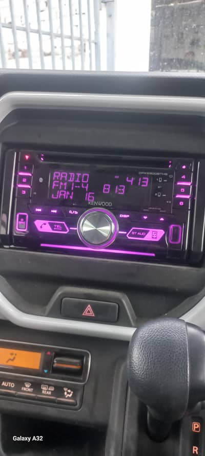 kenwood Double Din , Audio Cd Player With AuX USB Bluetooth