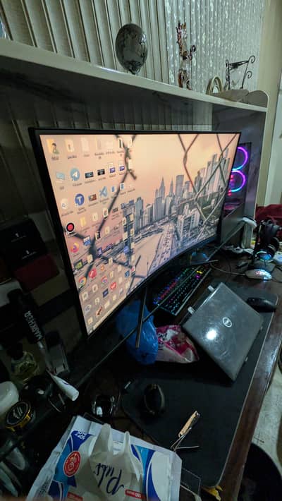 MSi gaming monitor curved