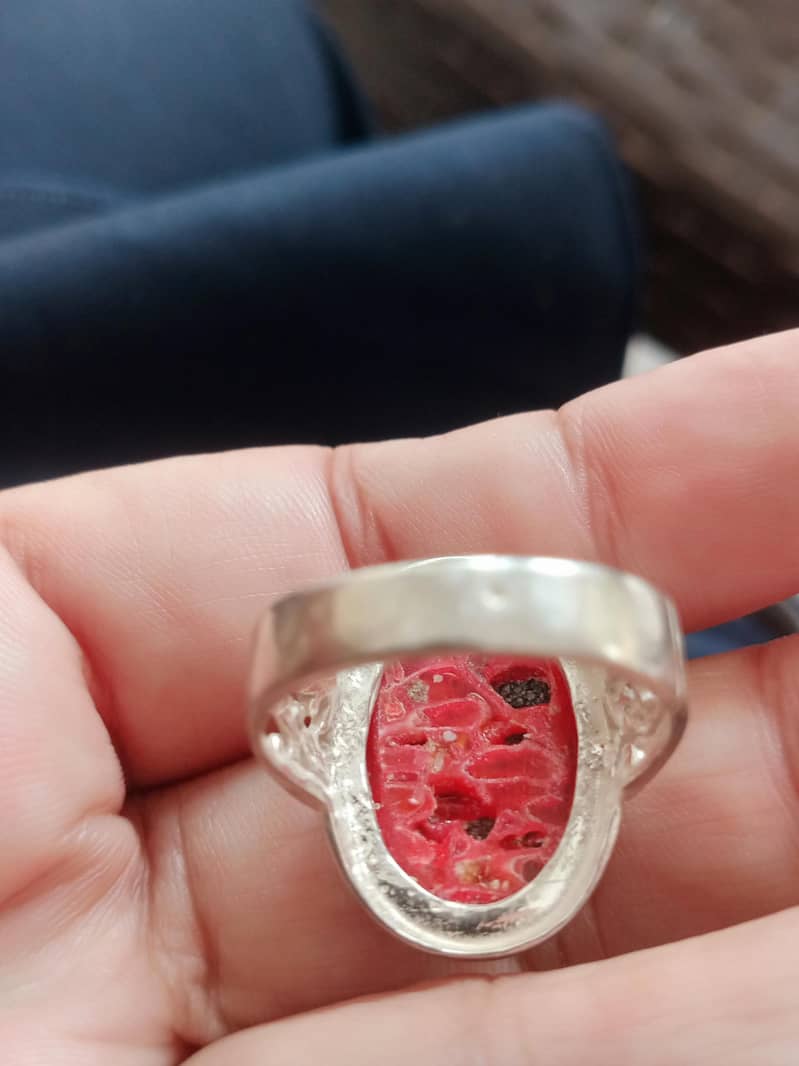 Marjan Coral Ring 3