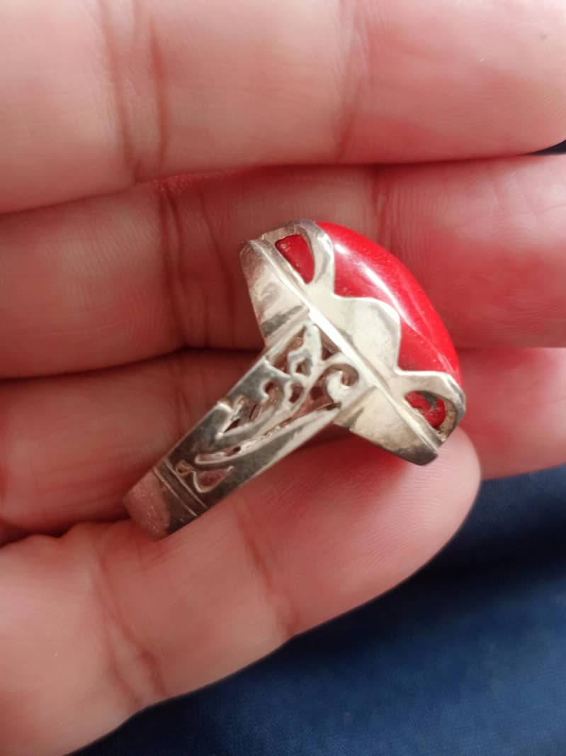 Marjan Coral Ring 4