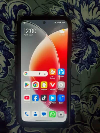 6 128 with box charger exchange possible