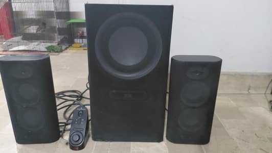 Altec lansing 2.1 THX certified USA high bass sound system