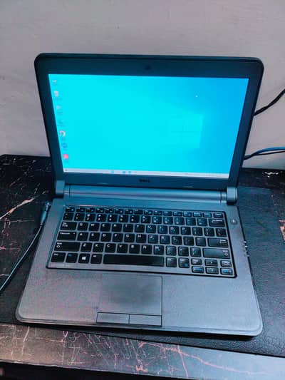 Dell Latitude 3340