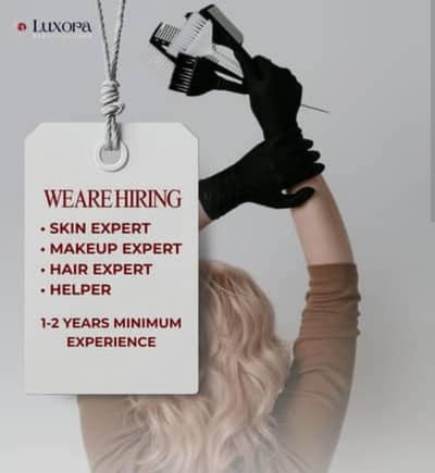 Experienced Female Beautician Required