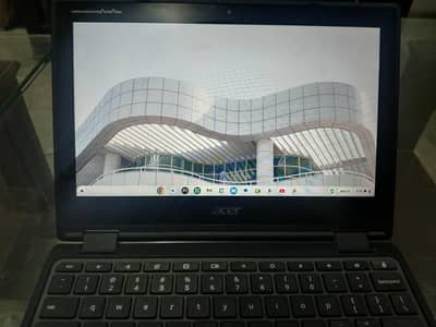 Acer Chrome book for. sale with touchscreen smooth touch with best