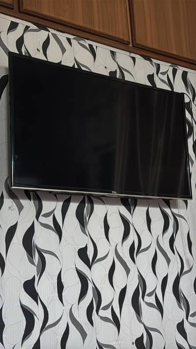 TCL Smart TV LED 40 inch