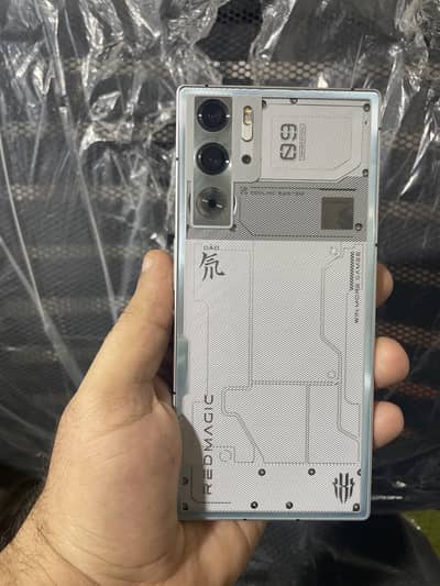 Red magic 9 pro 16/512 non pta 2 month sim time