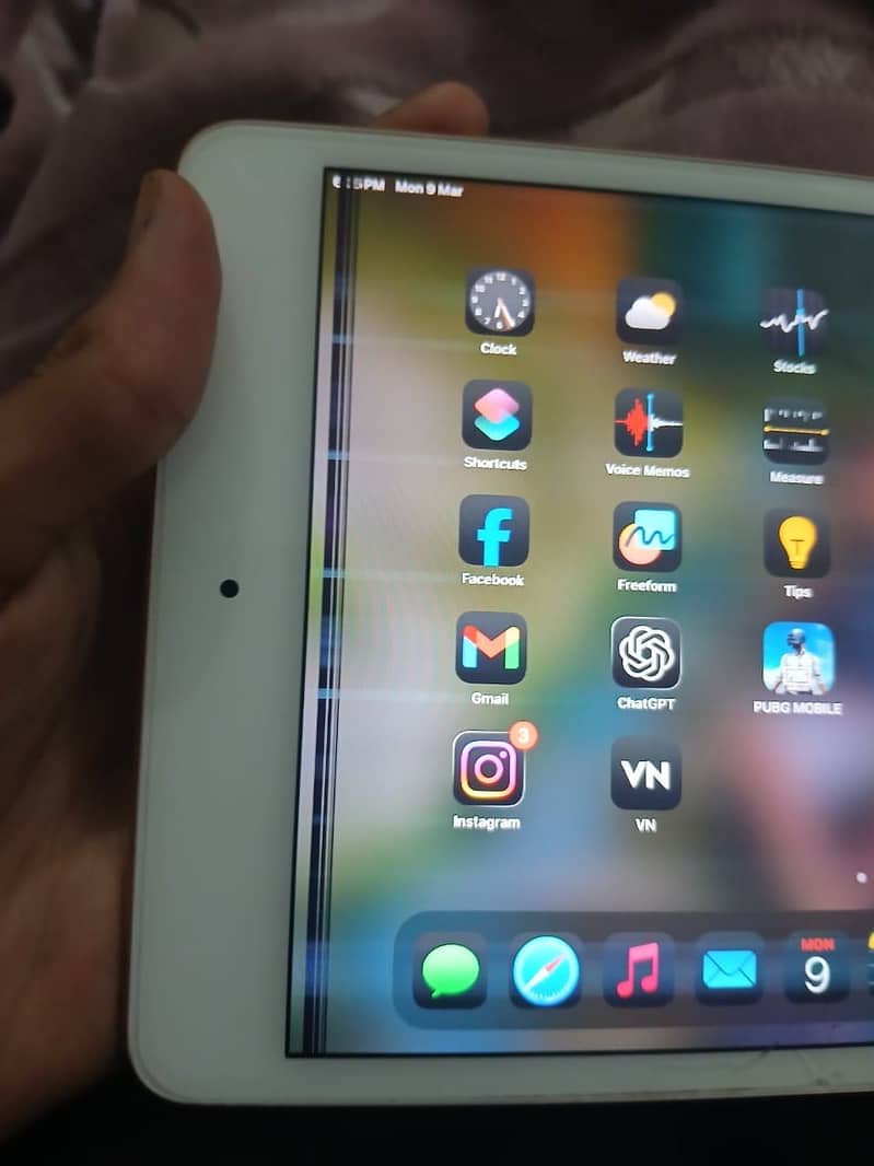 IPAD MINI 5 WITH BOX 2