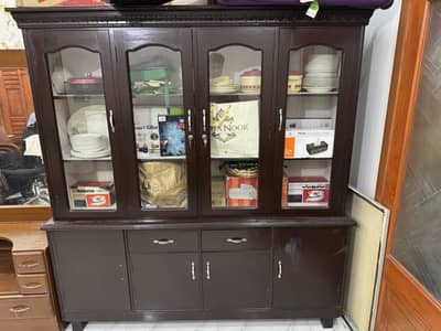 Showcase cabinet/Crockery cupboard for sale