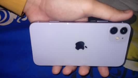 IPhone 11 64gb factory unlocked