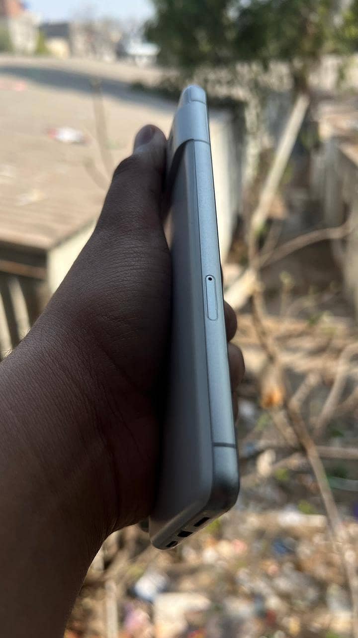 Google Pixel 7 5