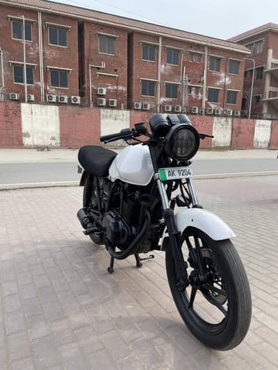 Suzuki GS450cc Police Auction with Genuine book