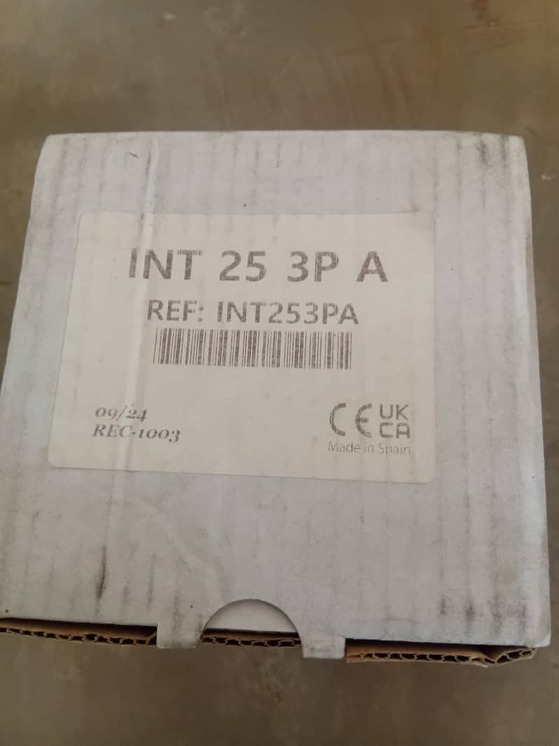 Isolator Switch 3Pole 1