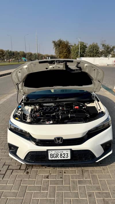 MINT Honda civic Oriel 2025 Investor/Reasonable rate 85 Lacs final!