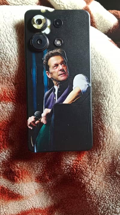 03247552903whatsapp and call redmi note 13 8GB 256 GB good condition