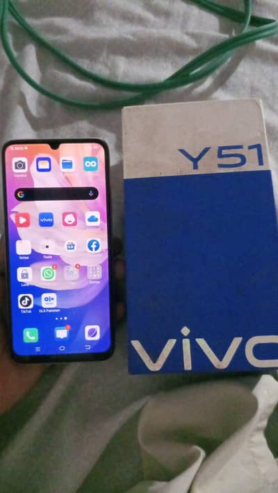 vivo y51