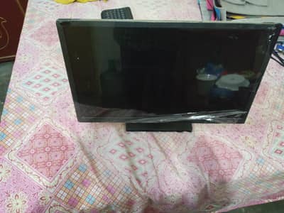 HP LED 24 INCH.  NEW.   03135259177