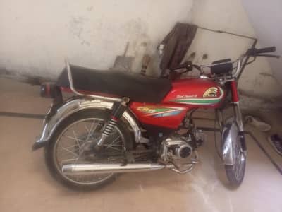 Honda United 70cc Original tanki taapy b mil jay gy