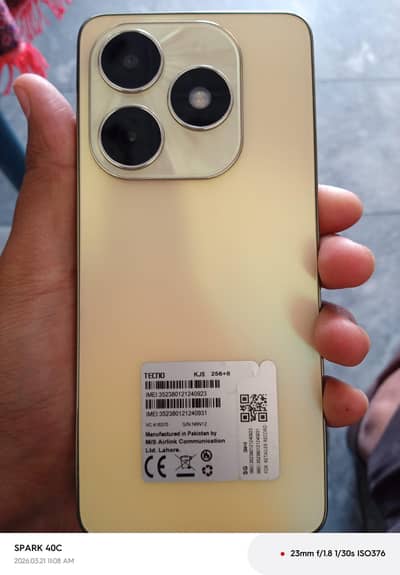 Spark 20, 8/256 gb box charger sb kuch ha