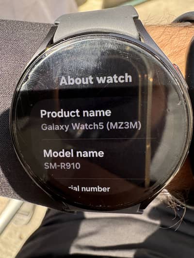 samsung watch 5 10/10 protector instaled  with complete box