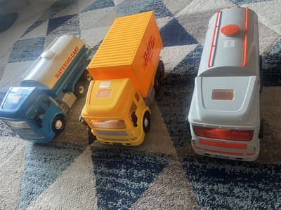 Realistic Trucks Perfect condition