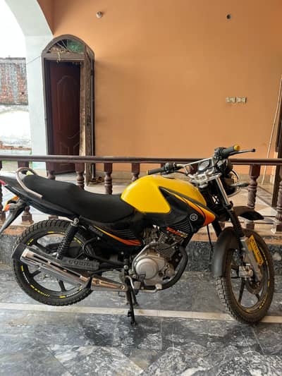 ybr 125G 2025 model in neat condition