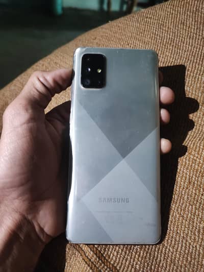 Samsung a71,9/10 condition 6 128