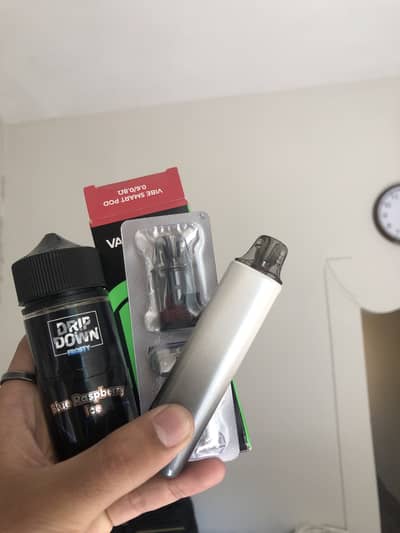 Vaporesso vibe SE with cartridges and liquid 18+