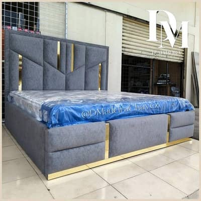 King size bed available order 03003337128