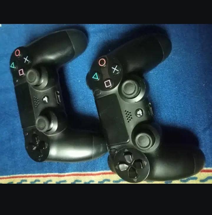 Ps4 controllers 1