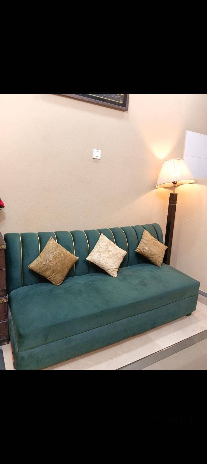 SOFA. 0