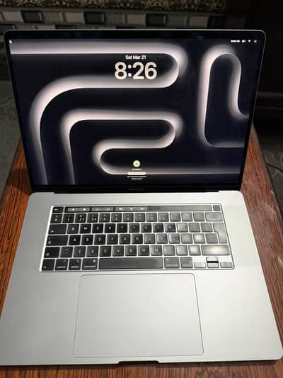 16 inch MacBook pro 6 core intel i7 16 gb ram